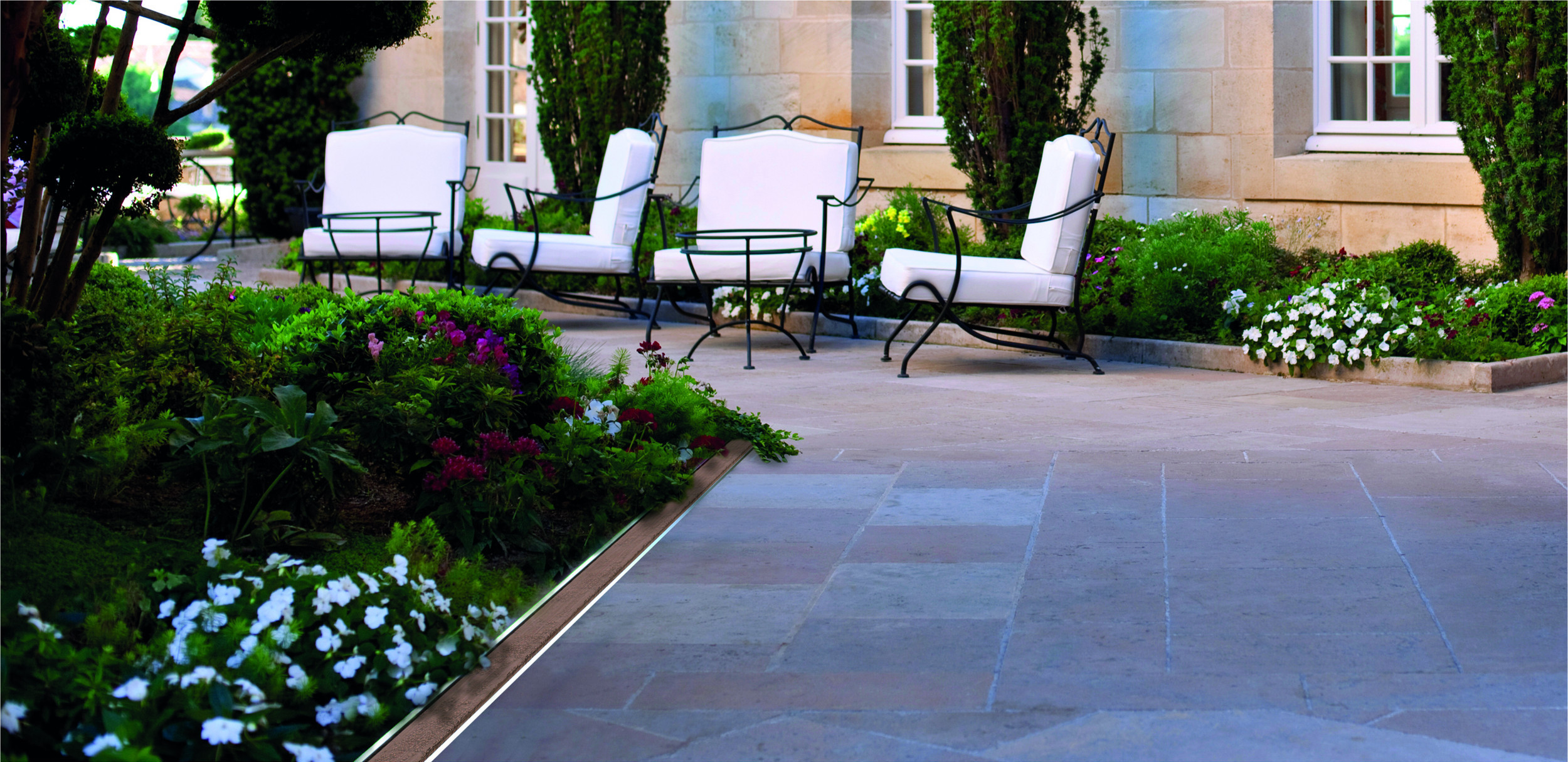 Grătare 
Tile (placabile)